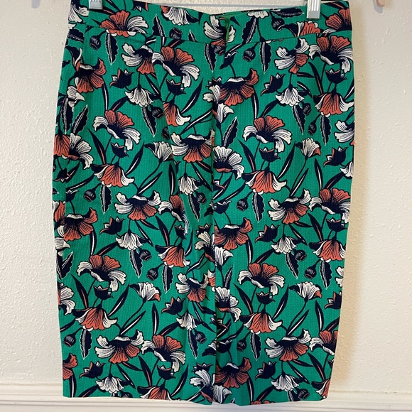 J. Crew Floral Skirt, Size 0 - Picture 2 of 3